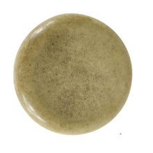 Lade das Bild in den Galerie-Viewer, Luxurious Goats Milk, Nettle, And Shea Butter Shampoo Bar