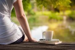 How to Embrace Slow Living When Life is Super Stressful