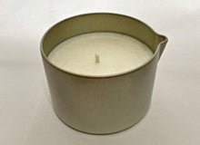 Chargez l&#39;image dans la visionneuse de la galerie,Citronella Massage Candle - Natural Protection Against Flying Insects - Lemon Tree Natural Skin Care

